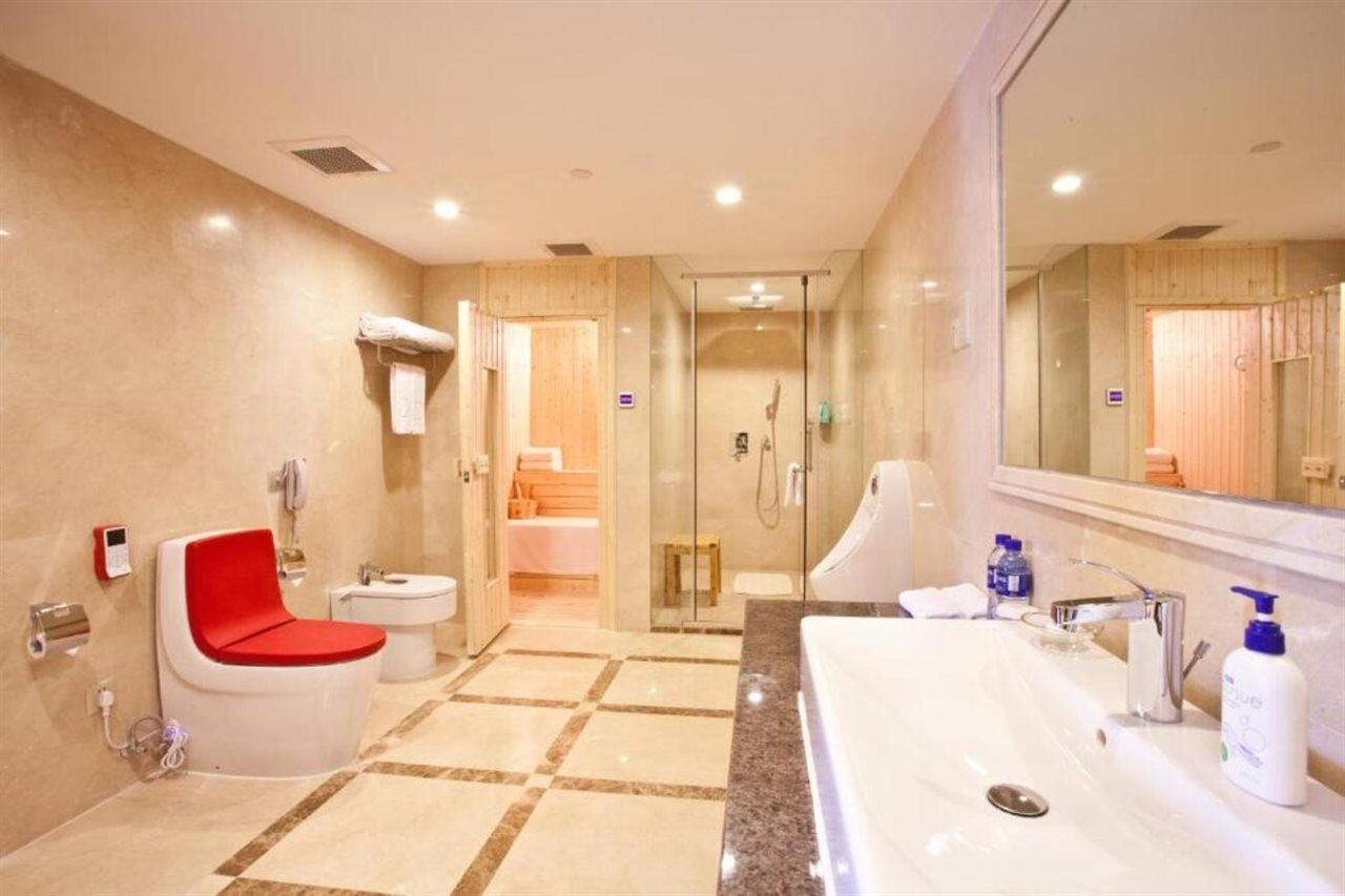 Beijing Guizhou Hotel Екстериор снимка