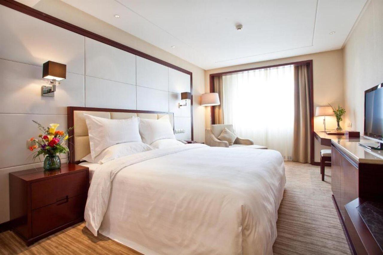 Beijing Guizhou Hotel Екстериор снимка