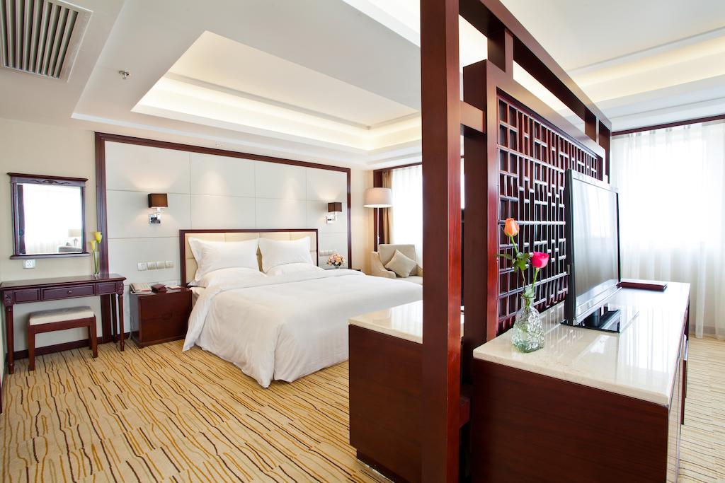 Beijing Guizhou Hotel Екстериор снимка
