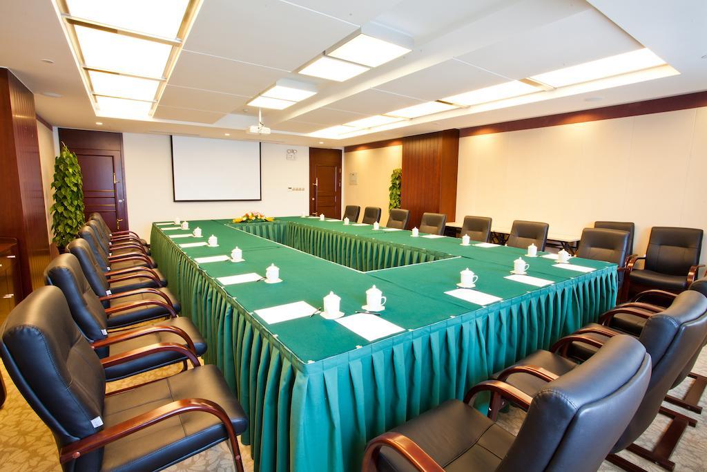 Beijing Guizhou Hotel Екстериор снимка